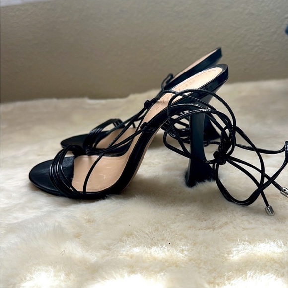 Schutz Arceli Black Leather Sole Heel with Patent Upper 8 - Picture 4 of 6